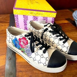 NEW Brighton Women’s Beauty Printed leather sneaker 7.5